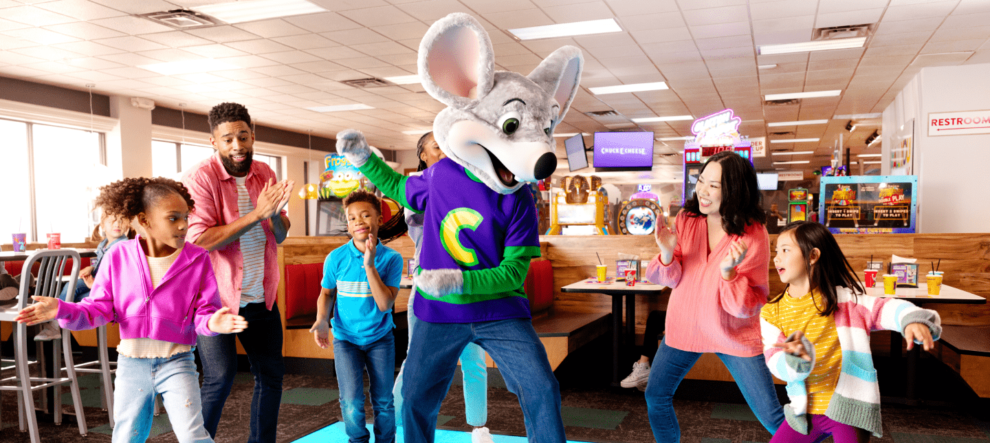 Dine Out - Chuck E. Cheese