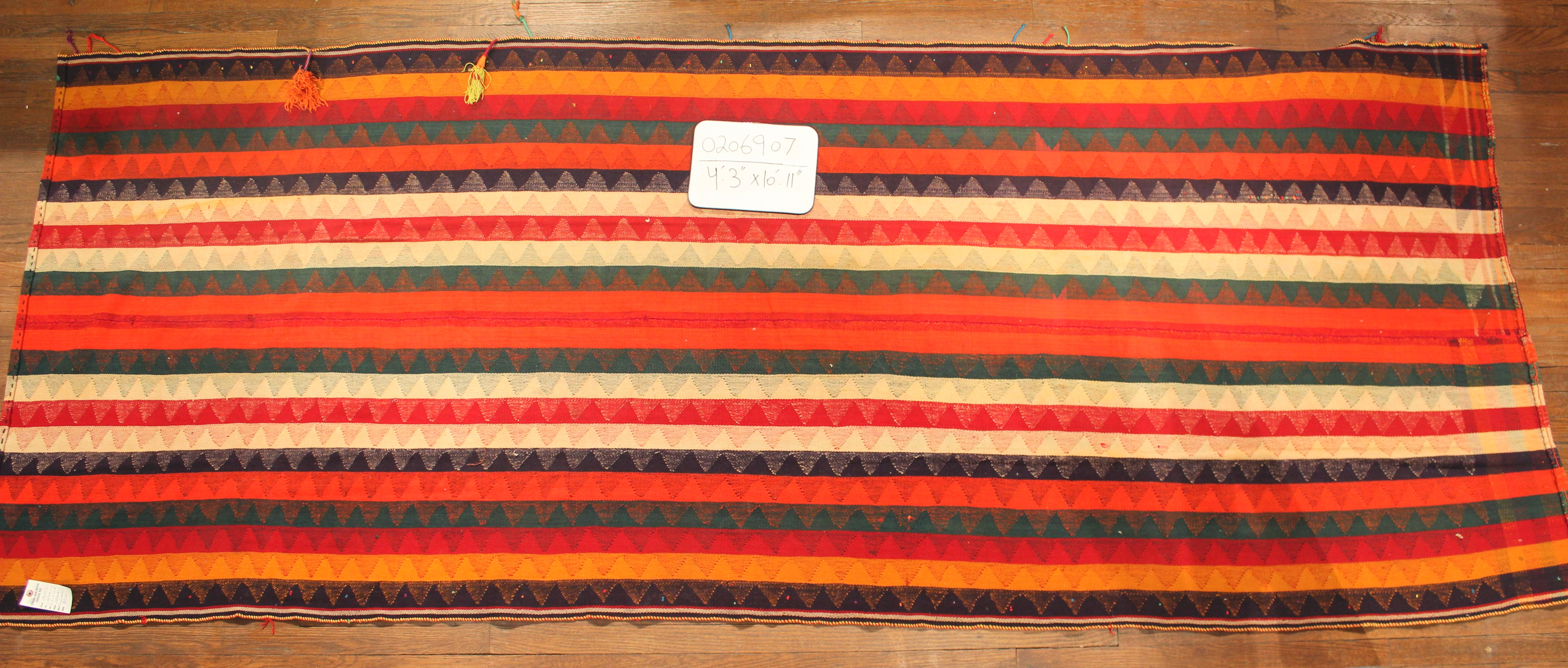 Fine Persian Hand-made Kilim (#0206907)