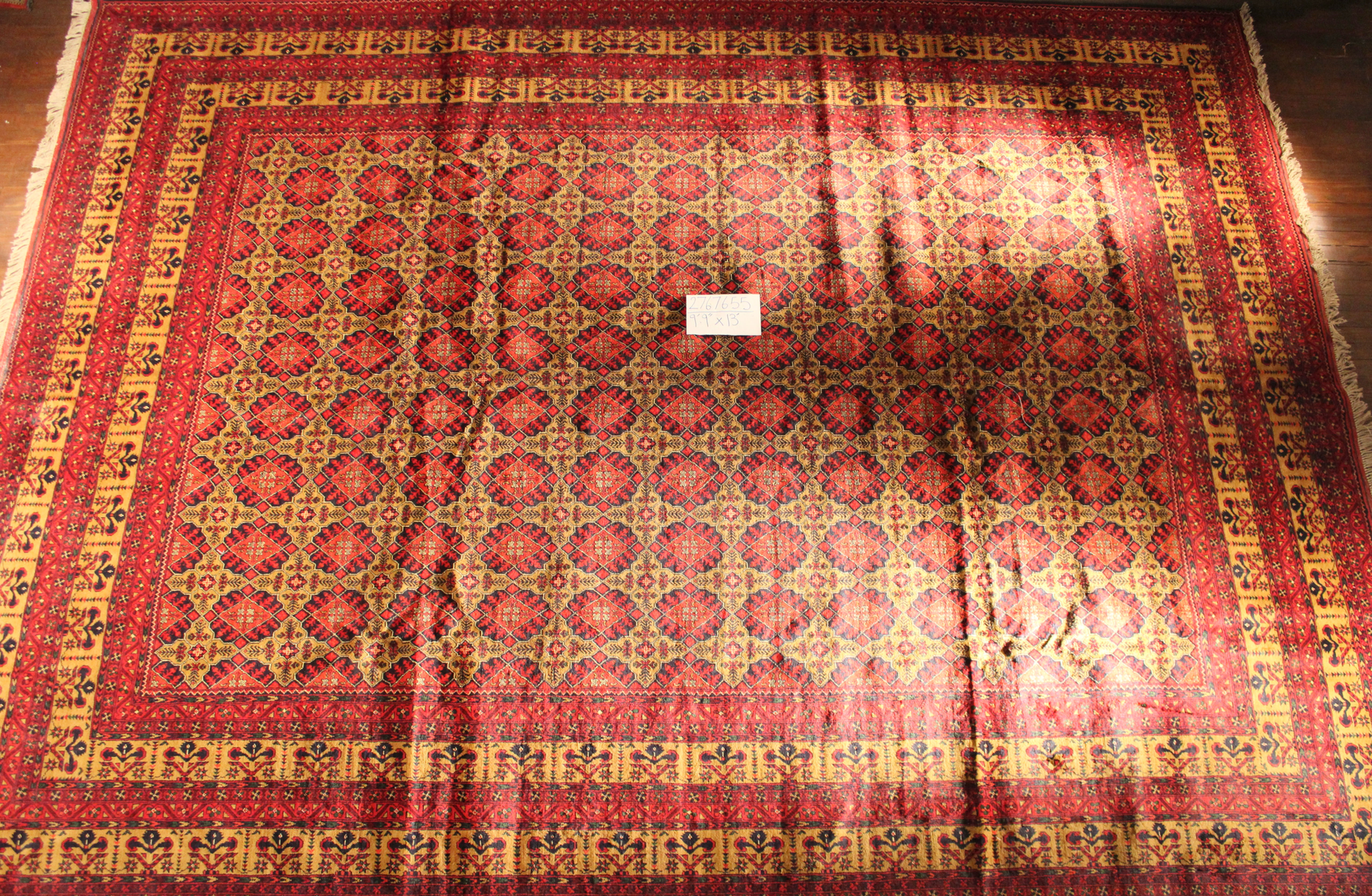 Fine Oriental Hand-made Rug (#2767655)