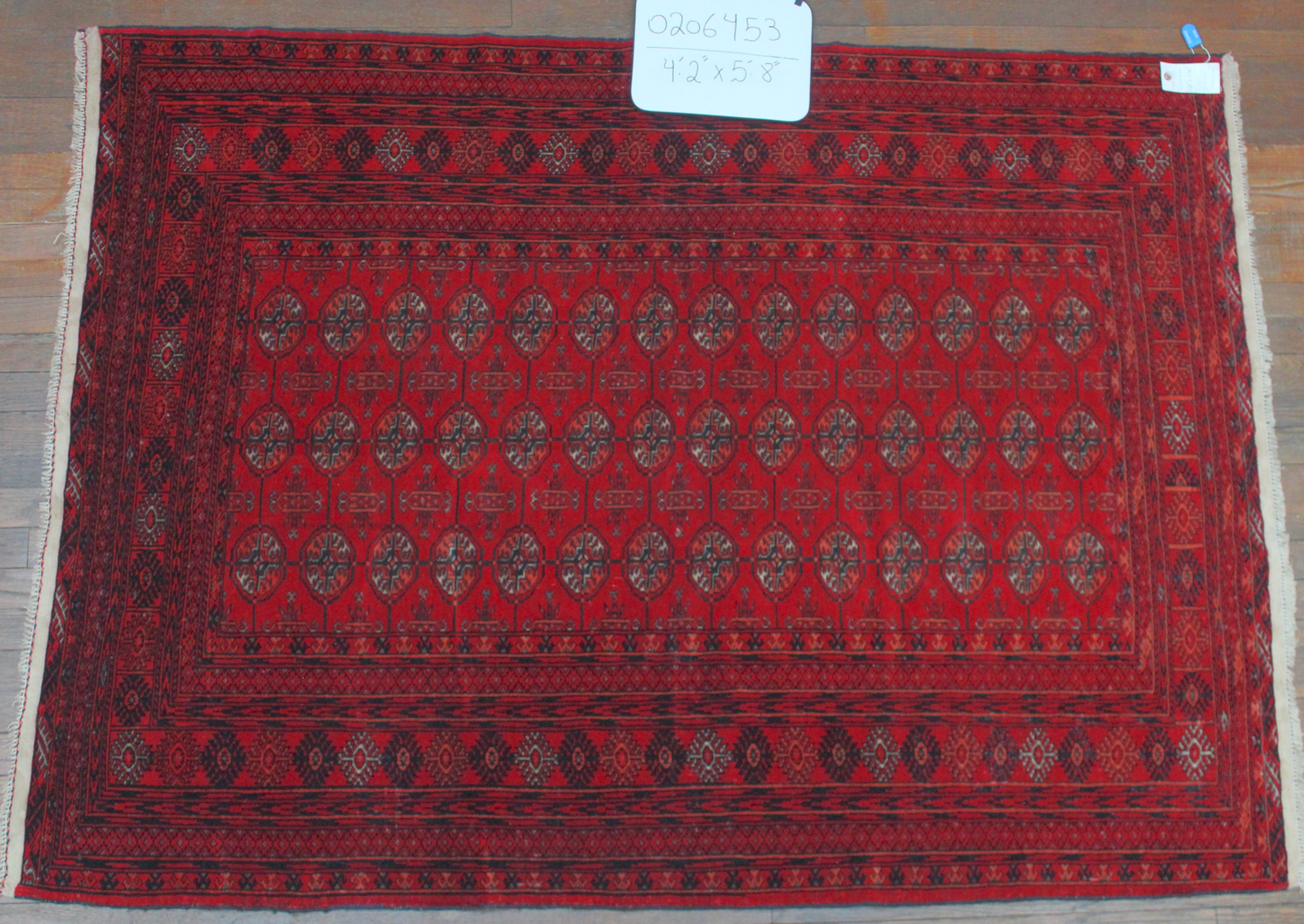 Fine Persian Hand-made Rug (#0206453)