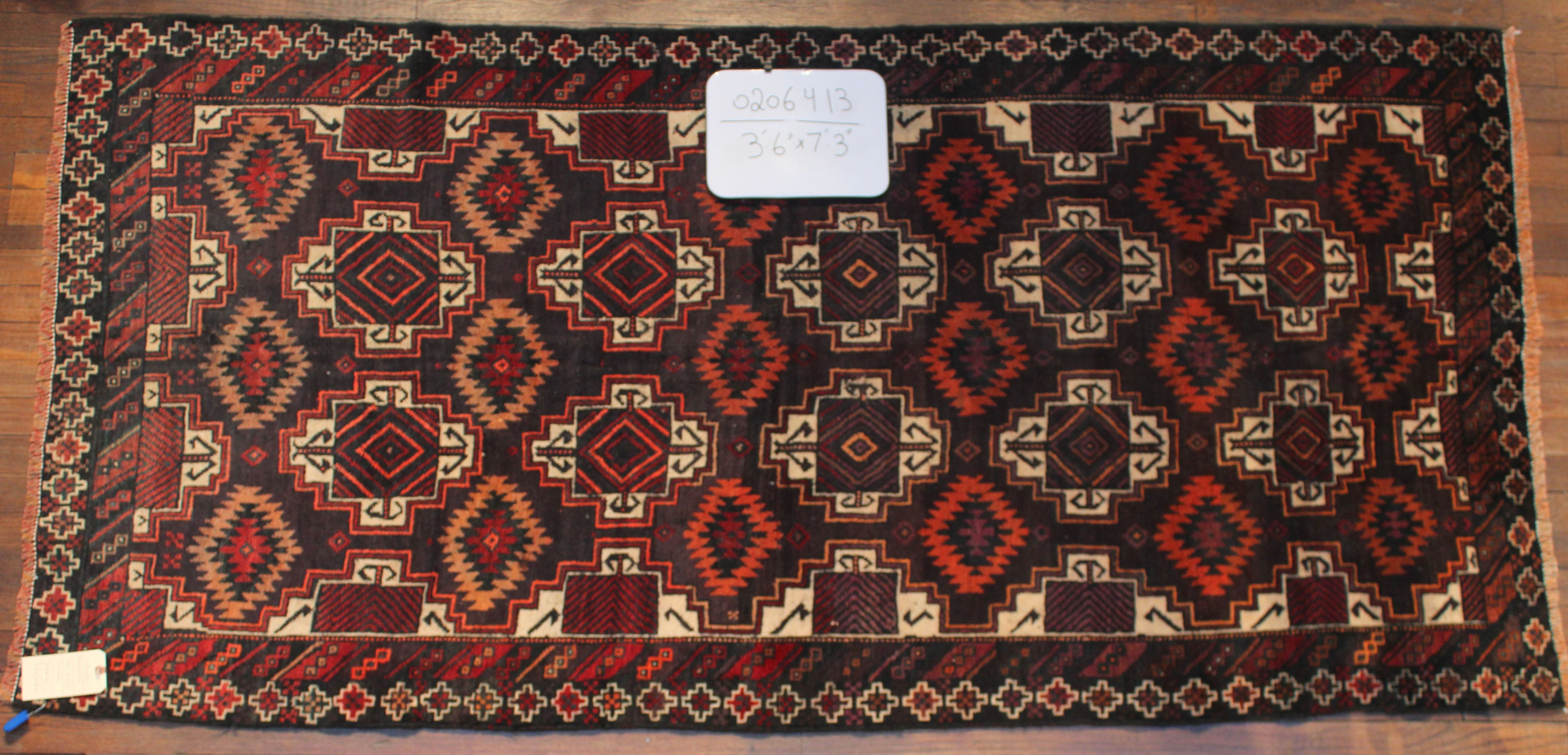 Fine Persian Hand-made Rug (#0206413)