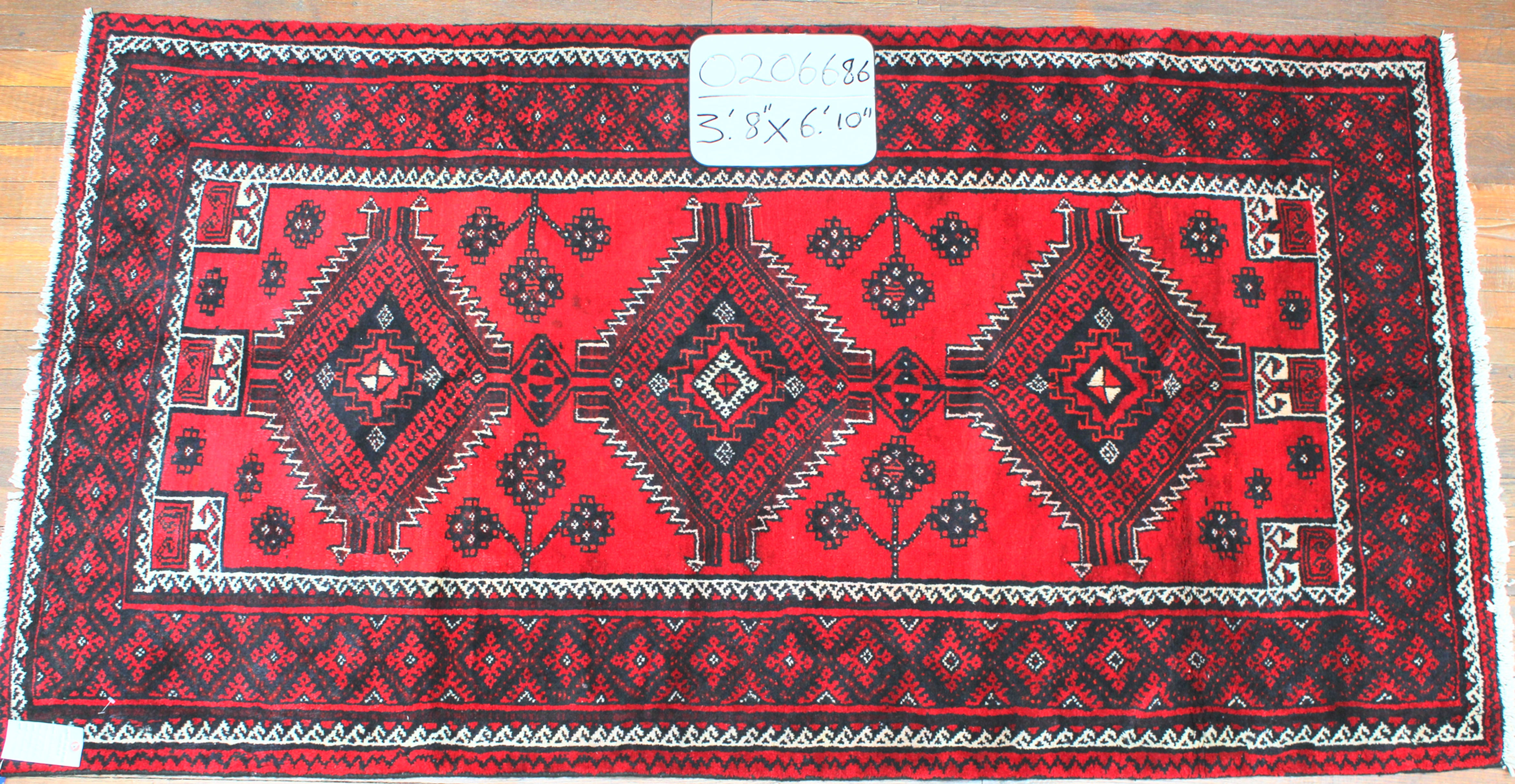 Fine Persian Hand-made Rug (#0206686)