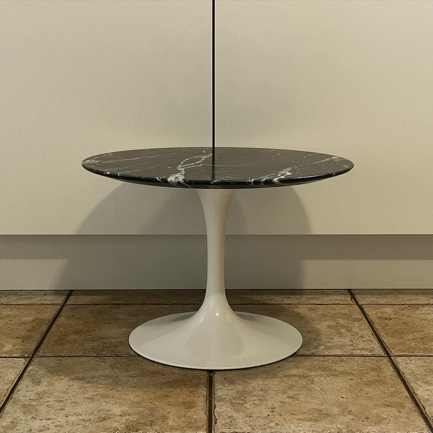 Knoll Tulip coffee table