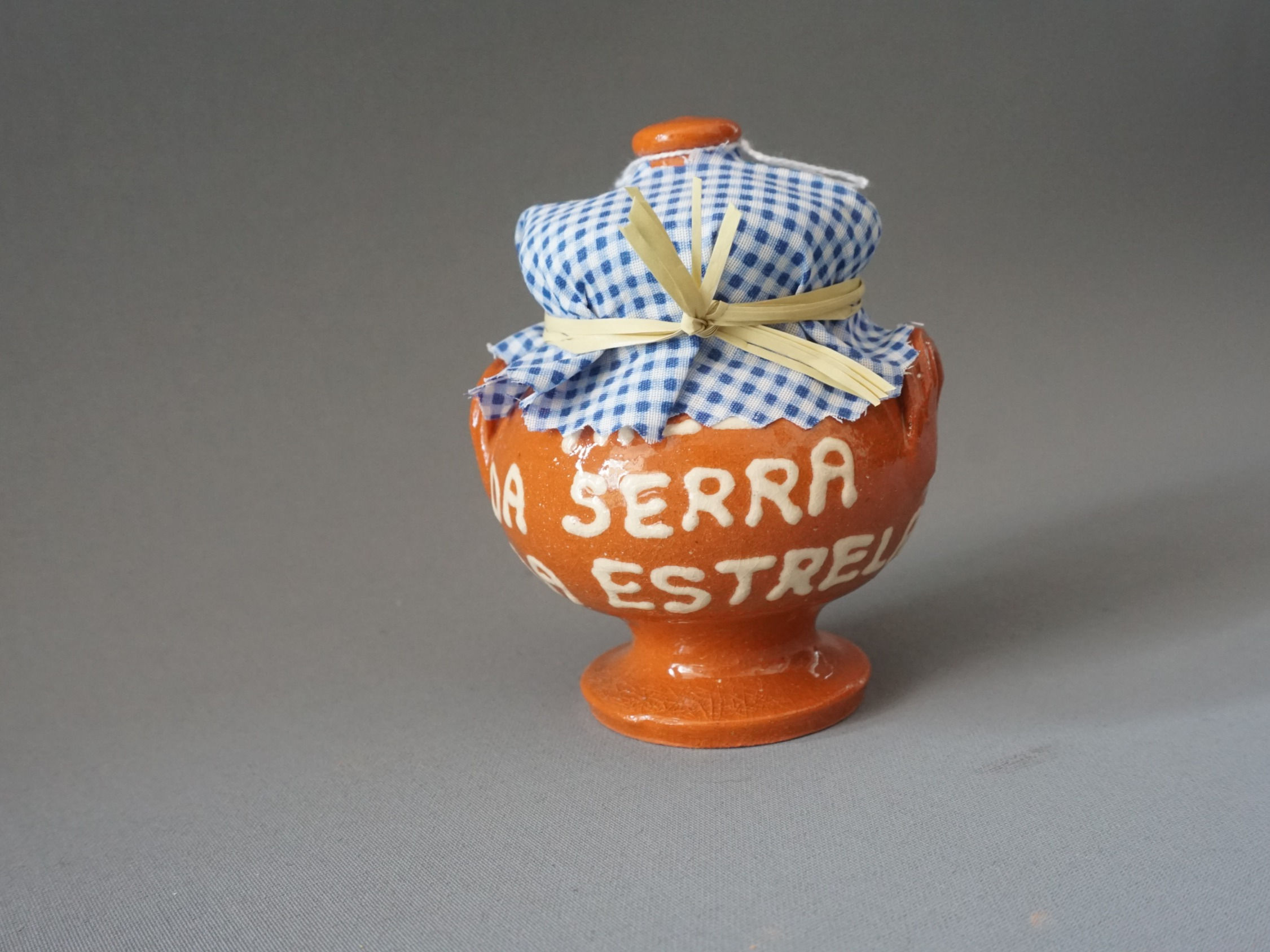 Pote de mel 200g C/ base