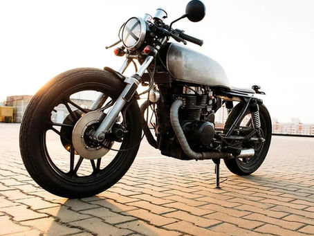 Paragon Prairie Tower: Urbandale's Architectural Landmark