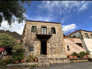 Cheap Houses in the Peloponnese: Where Opportunity Meets Reality