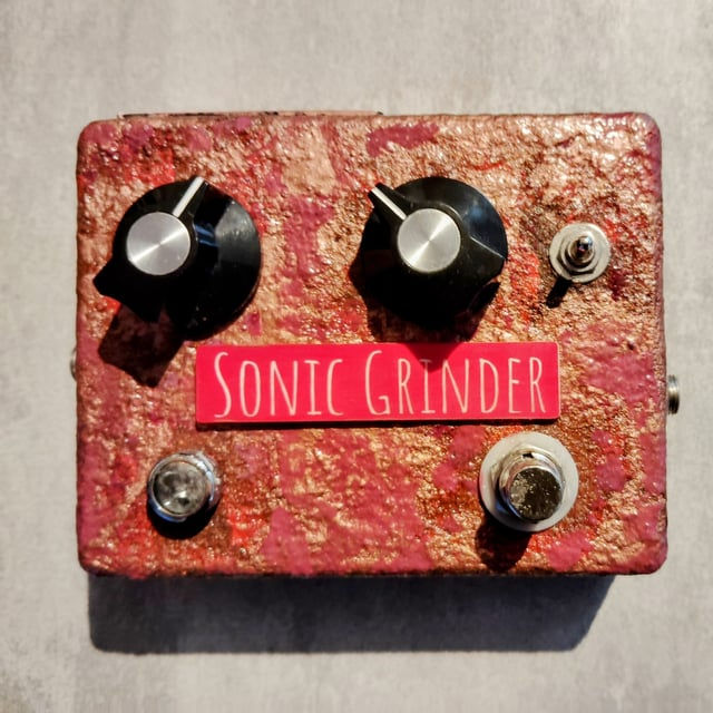 Stronzo effects - Harmonic percolator