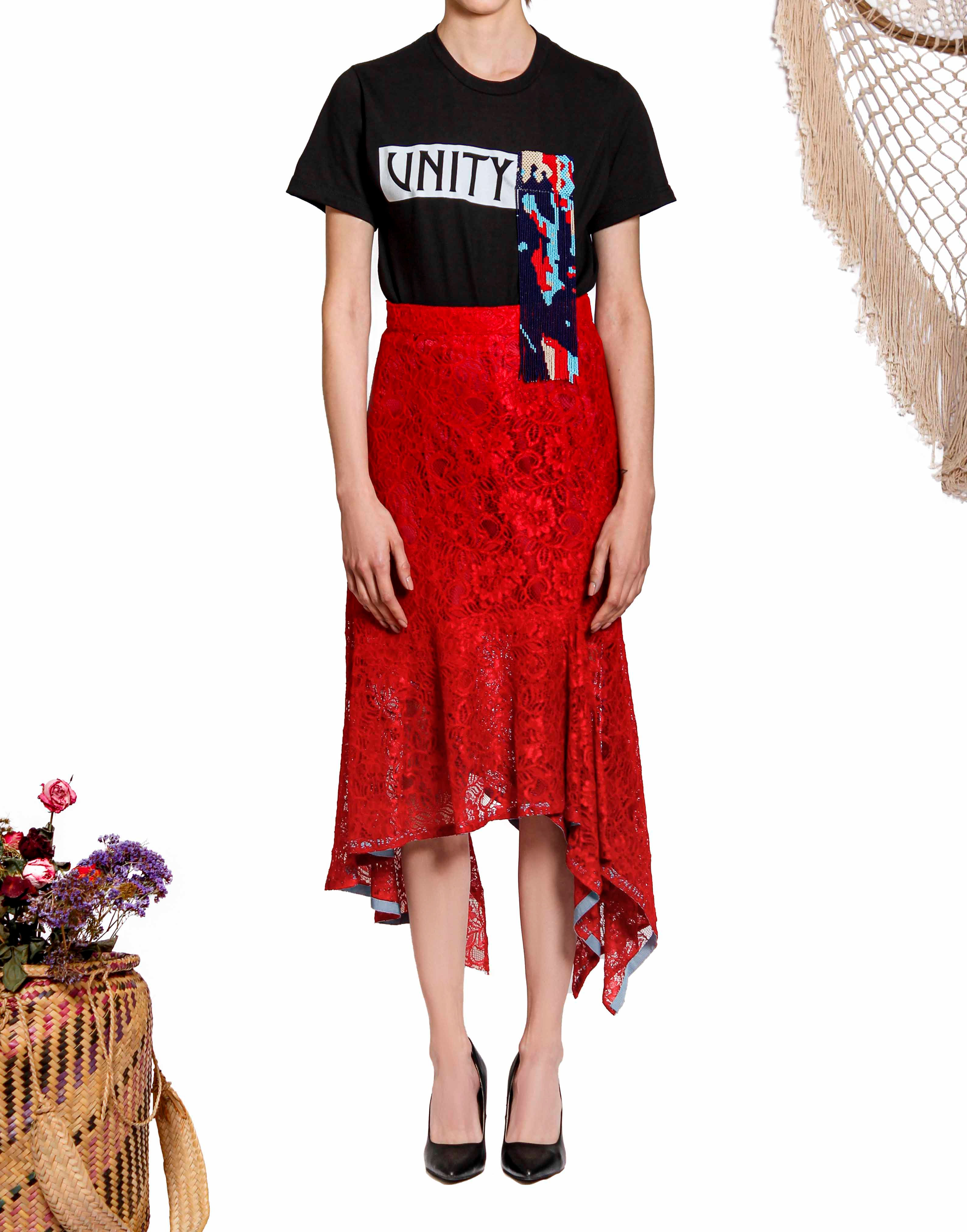 `AS002`Asymmetrical lace skirt