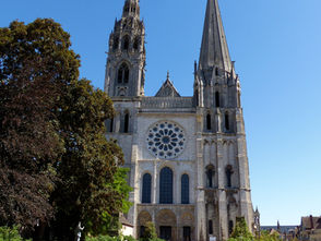 Chartres: La cathédrale de Fulbert