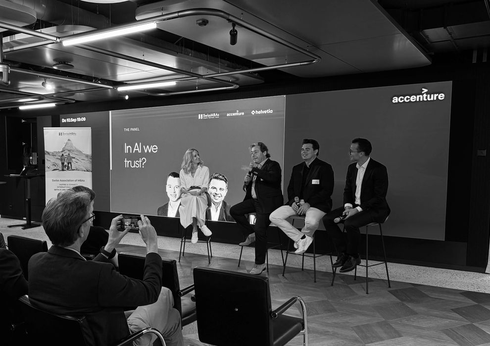Laure Golly speaking during a panel discussion on stage at the Marketing Leaders Summit 2026.