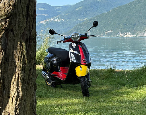 Vespa 125 Primavera Walt Disney Edition