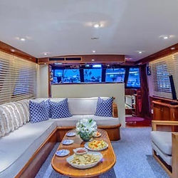 Charter a yacht cabo