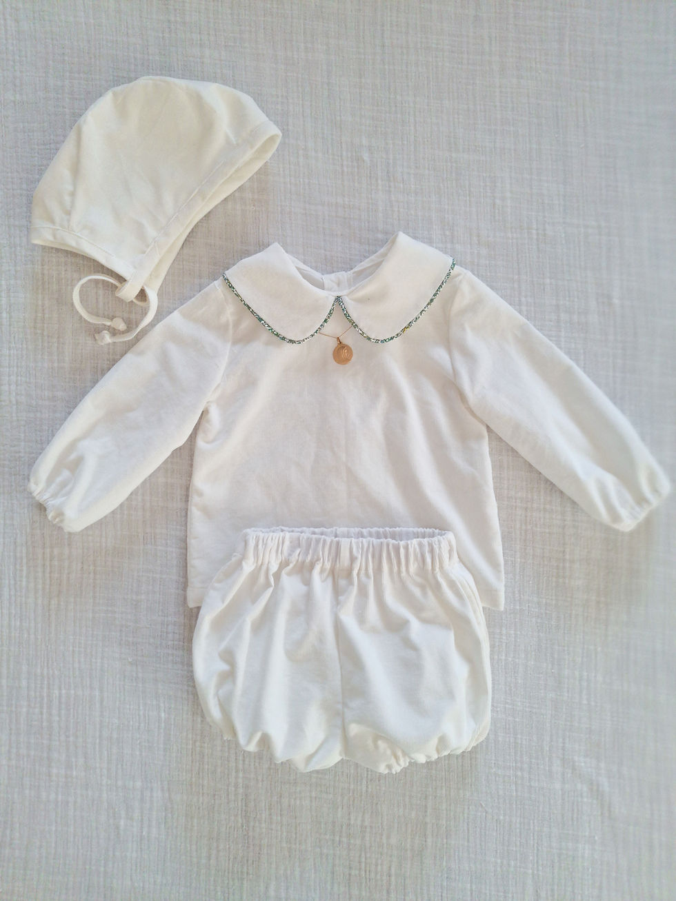 Miniature : Blouse baptême personnalisable col claudine