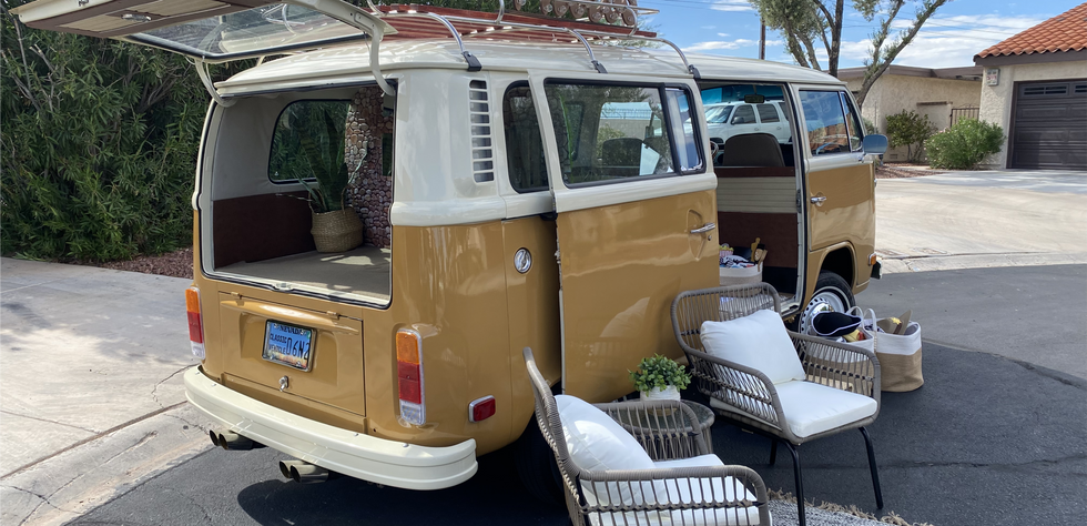 Lady Luck Photo Bus Back