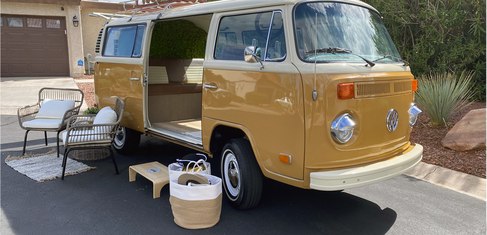 Lady Luck Photo Booth Bus Rental