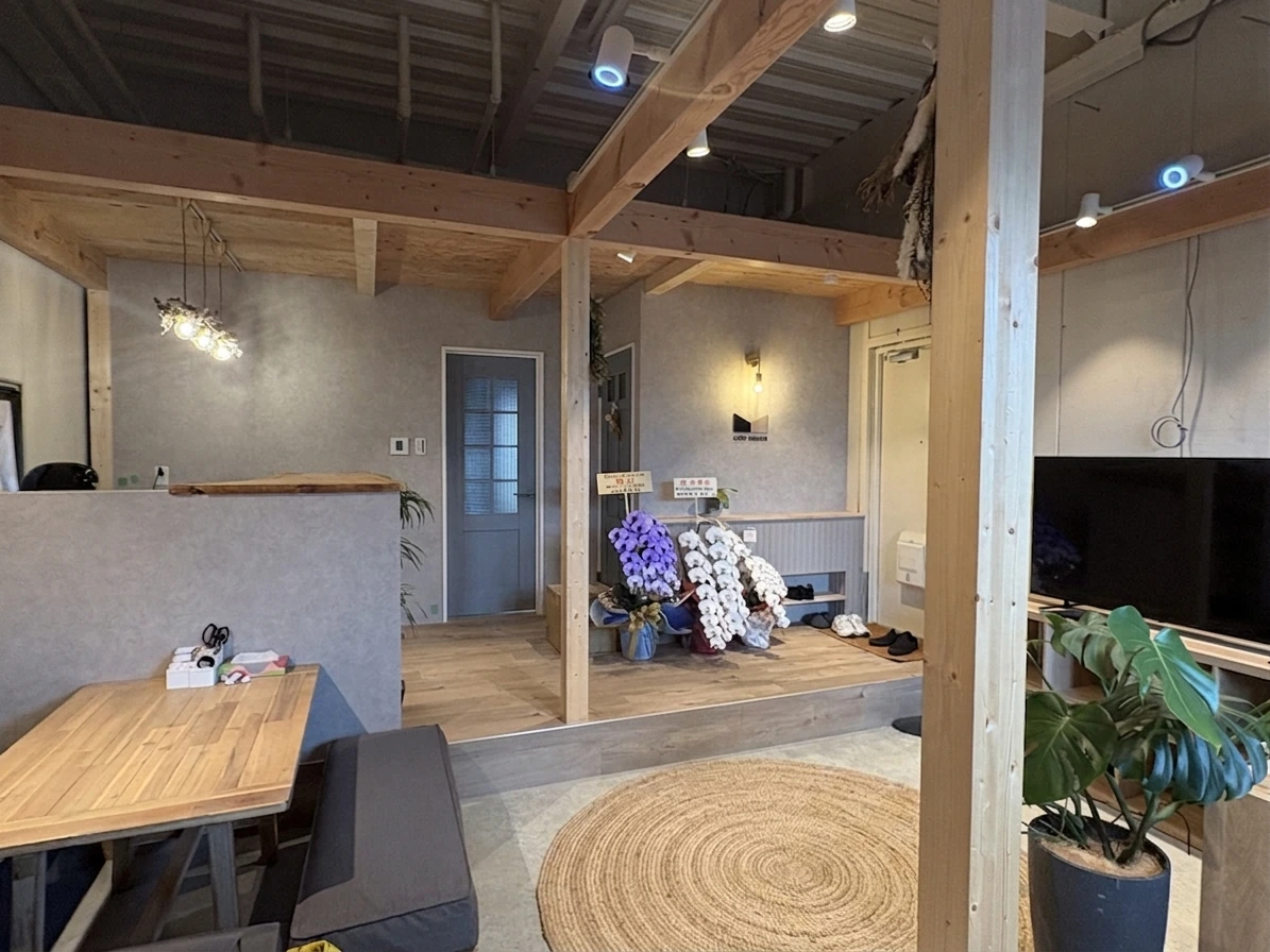 CozyDesign 奈良三郷オフィスの内観