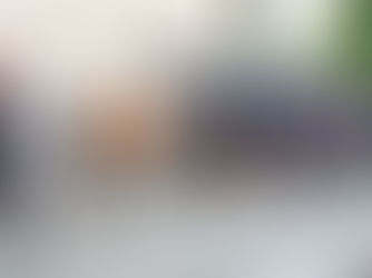 Desinfektionsmittel und Masken für die Volksschulen