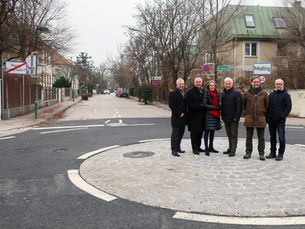 Minikreisverkehr – Kreuzung Gabrielerstraße/Grenzgasse
