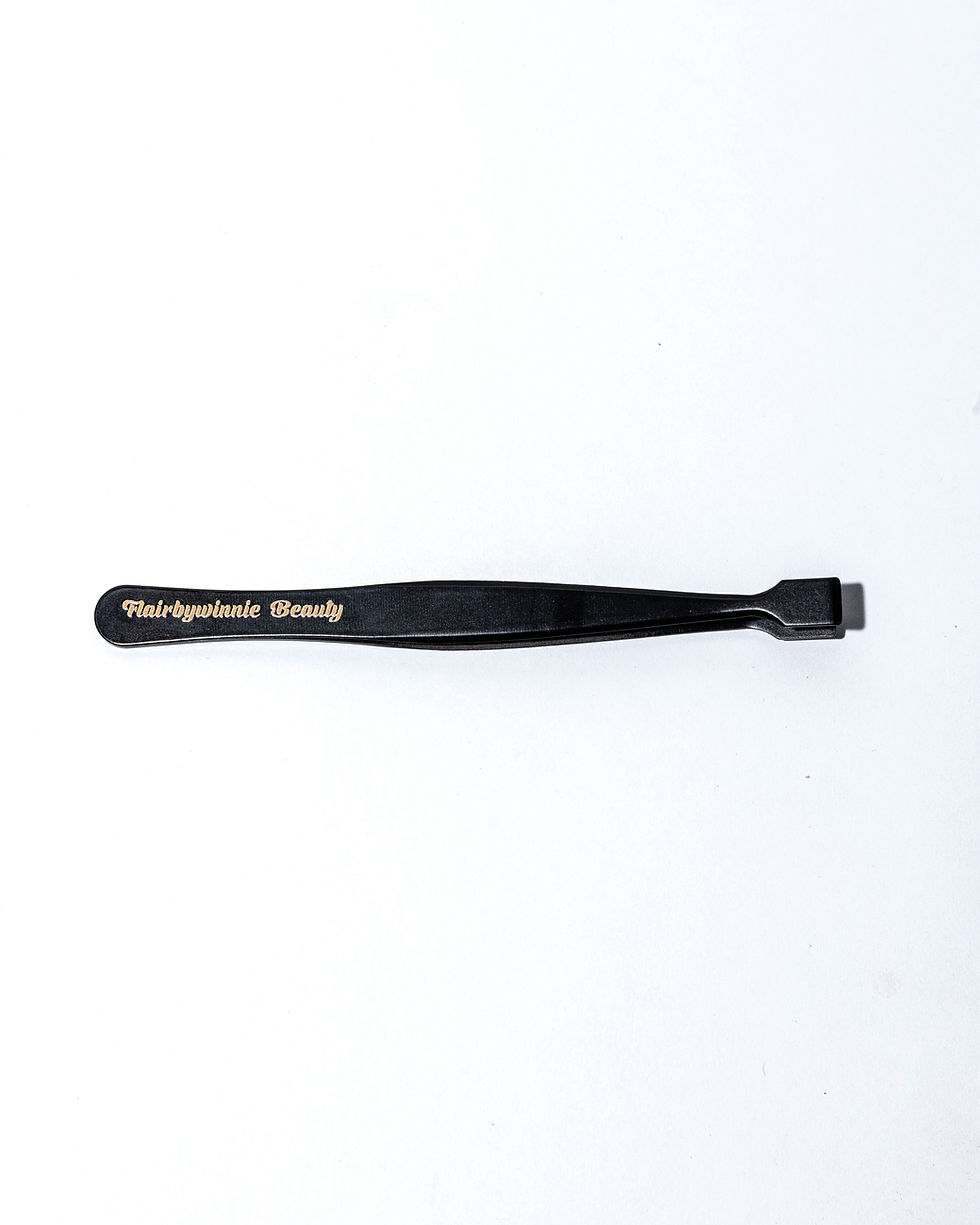 Thumbnail: Lash Tweezer