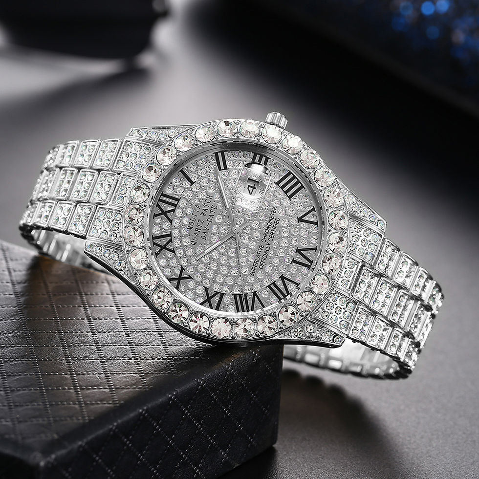 Thumbnail: Luxury Gold-Tone Men’s Quartz Watch — Roman Scale & Calendar Design