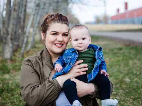 Edmonton Family Photographer ~ Mother's Day ~ Ashley & Callie