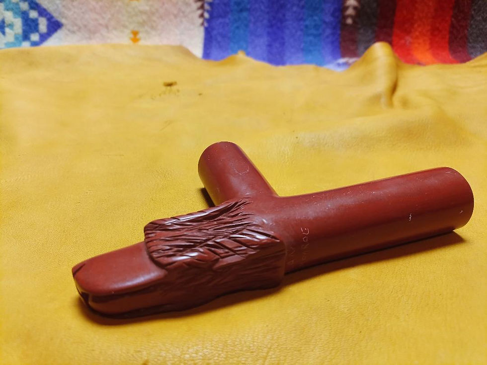 Thumbnail: Wolf T pipe, Catlinite Pipestone