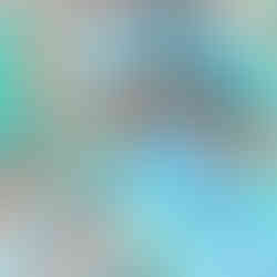 フラワー柄の拡大写真。花冠のデザインがよく見えるアップ画像