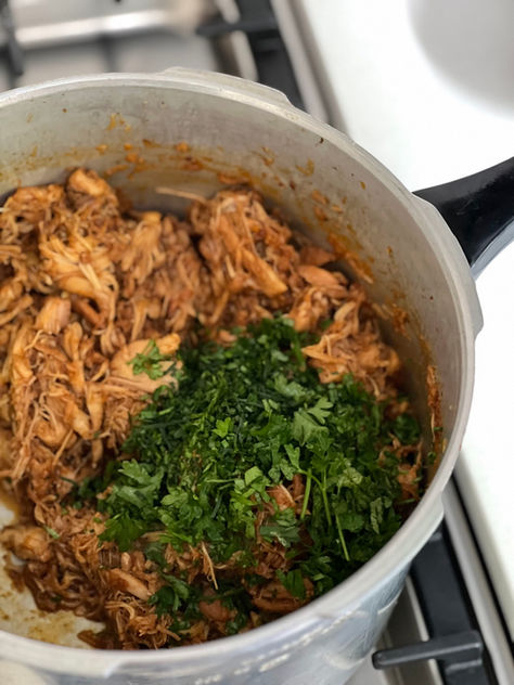 Frango desfiado coringa!