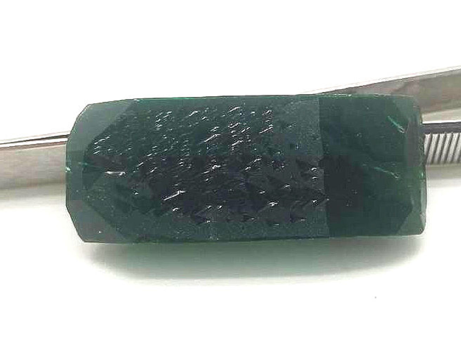 Hydrothermal Emerald regular color, Weight 84.34 cts