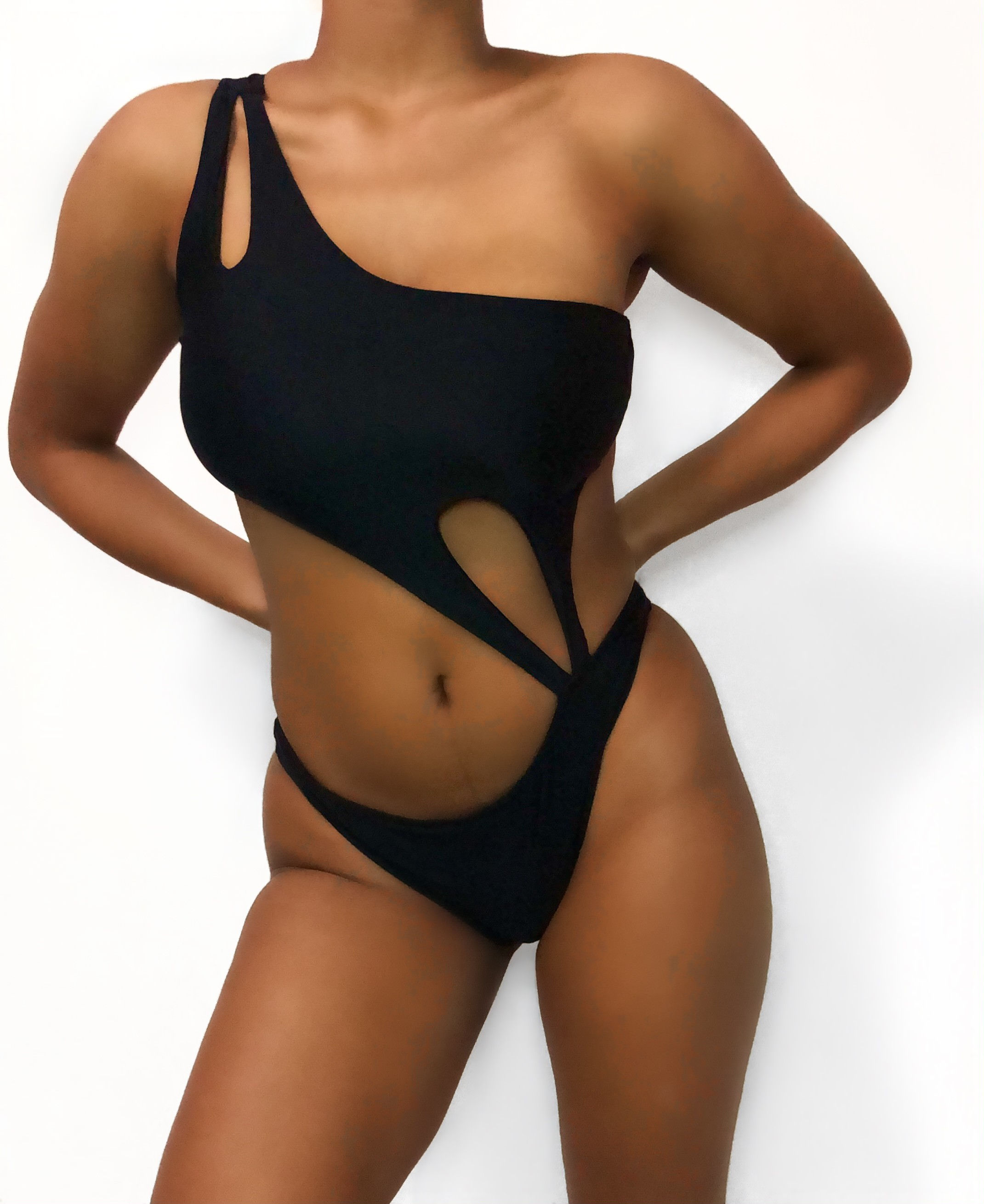 asymmetrical hollowed-out swimsuit