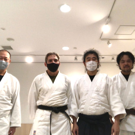 側面入り身投げ