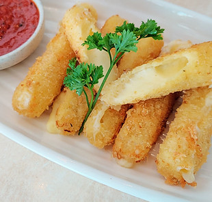 fried_mozzarella_sticks