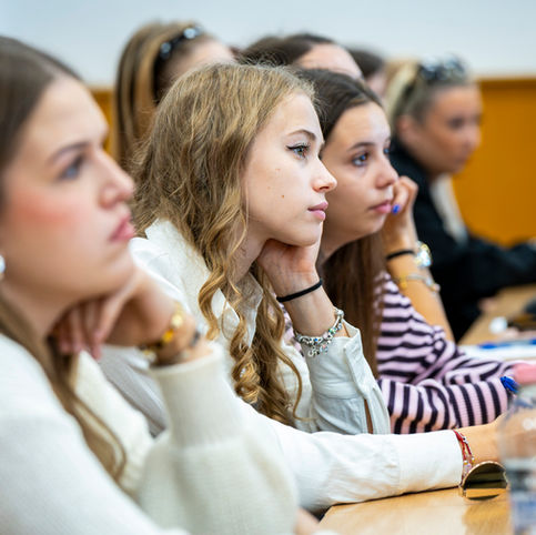 Digitális gyermekvédelemmel indult a Jogtudatosan program a Széchenyi István Egyetemen