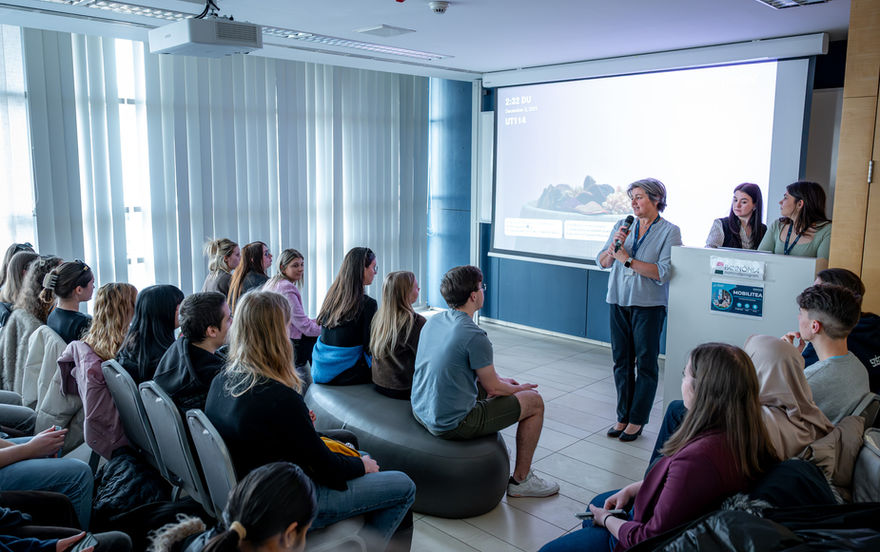 Pannónia Ösztöndíjprogram: idén is a világ több száz intézményébe utazhatnak a Széchenyi István Egyetem hallgatói