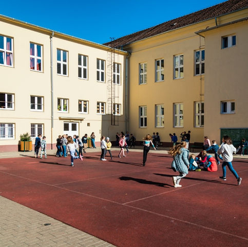 Ismét az Oktatási Hivatal bázisintézménye lett a Széchenyi István Egyetem fenntartásában működő két iskola