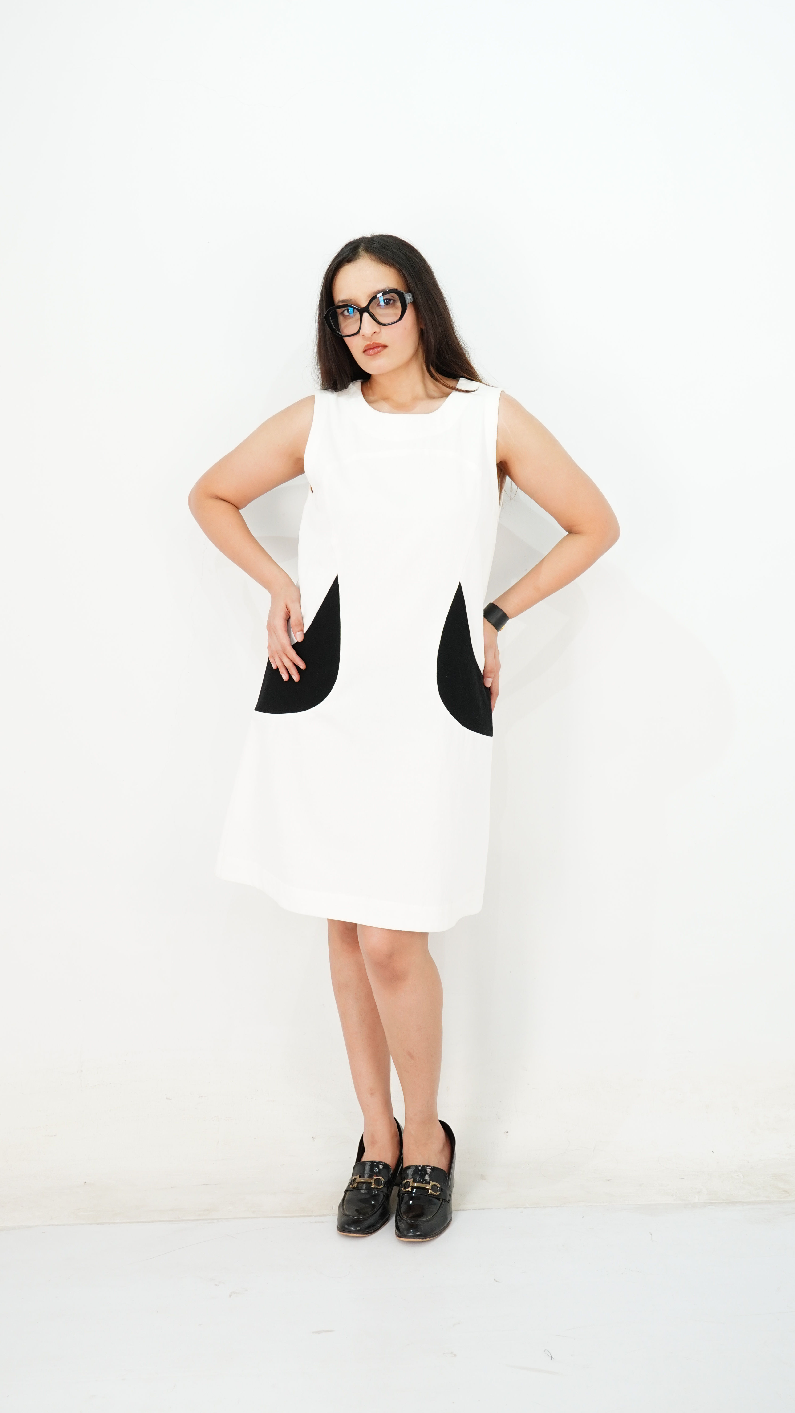 Muse wide cutout pocket dress
