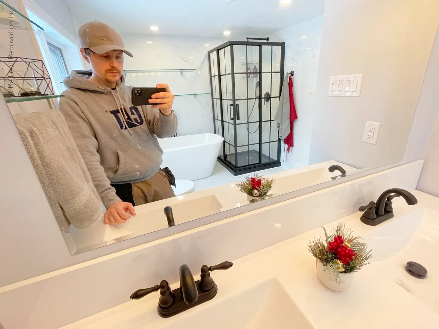 mirror reflection double vanity black faucets