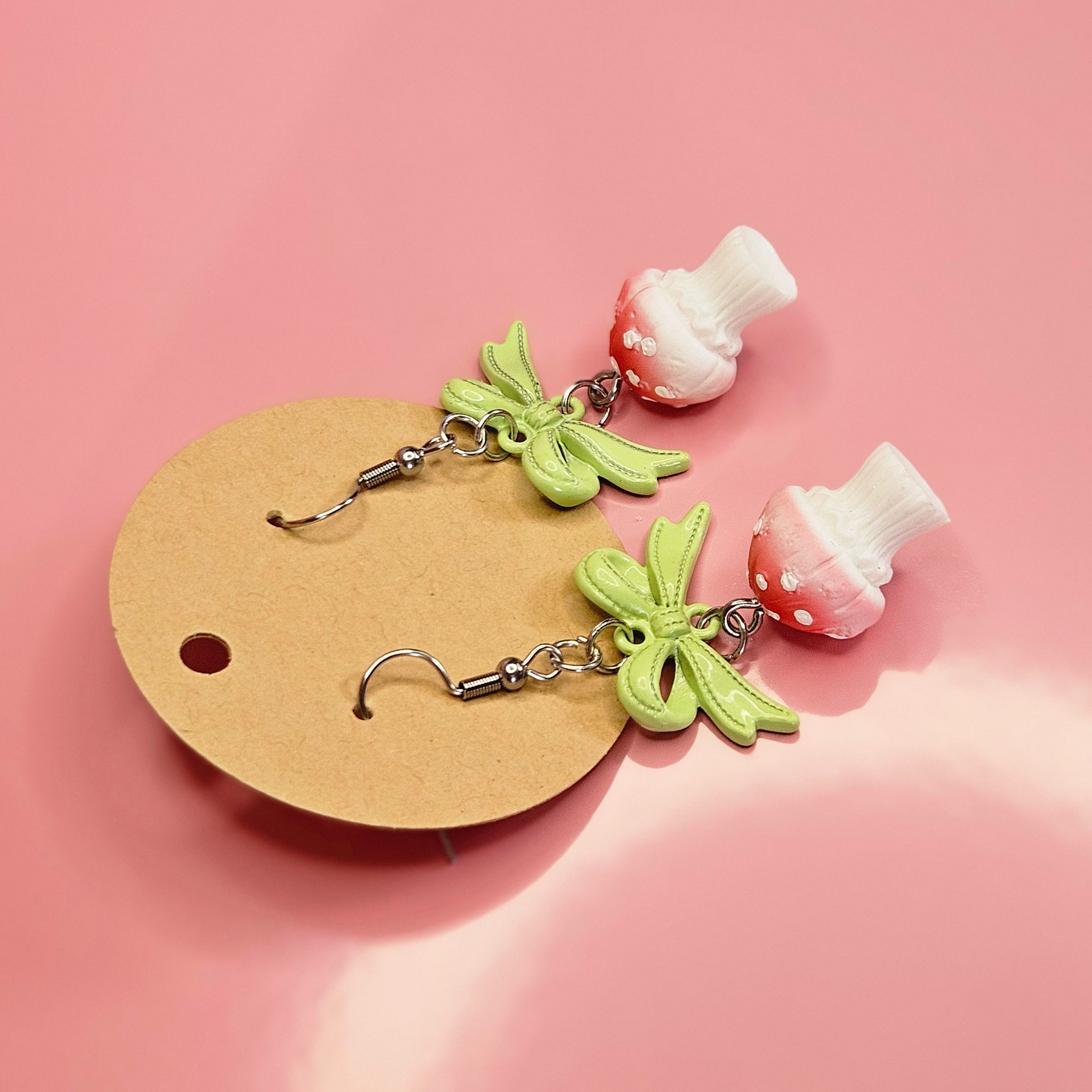 Toadstool Earrings w Green Bow