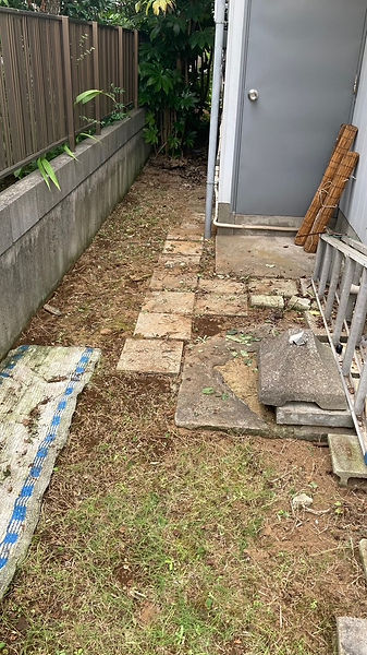 草むしり作業により綺麗になった庭