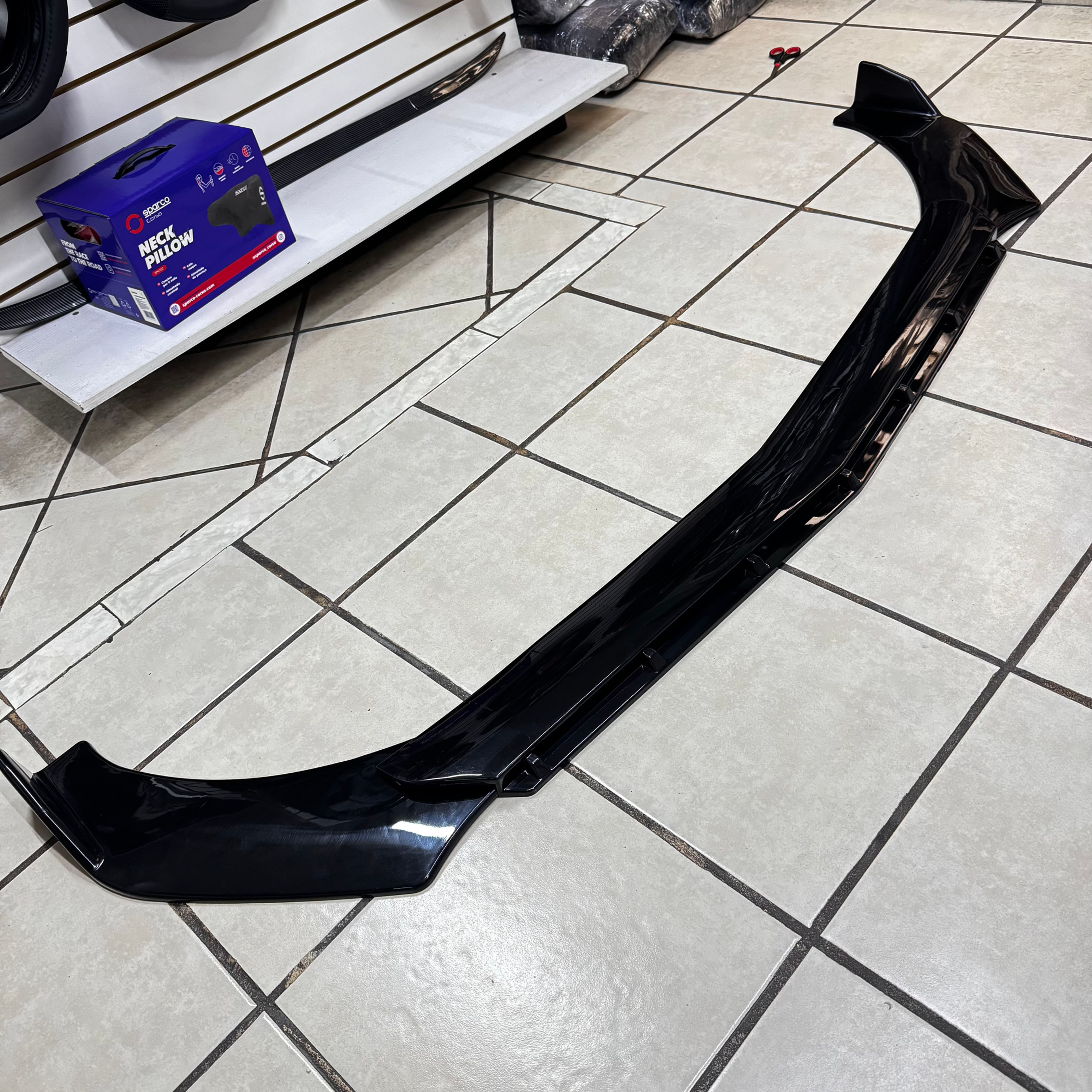 Lip delantero universal para auto (Ancho).