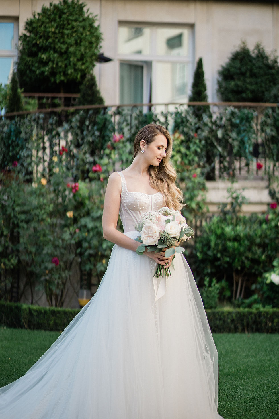 bridal portrait at shangri la paris wedding photographer