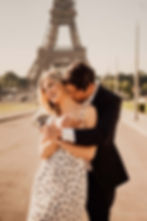 romantic photo in paris with eiffel tower