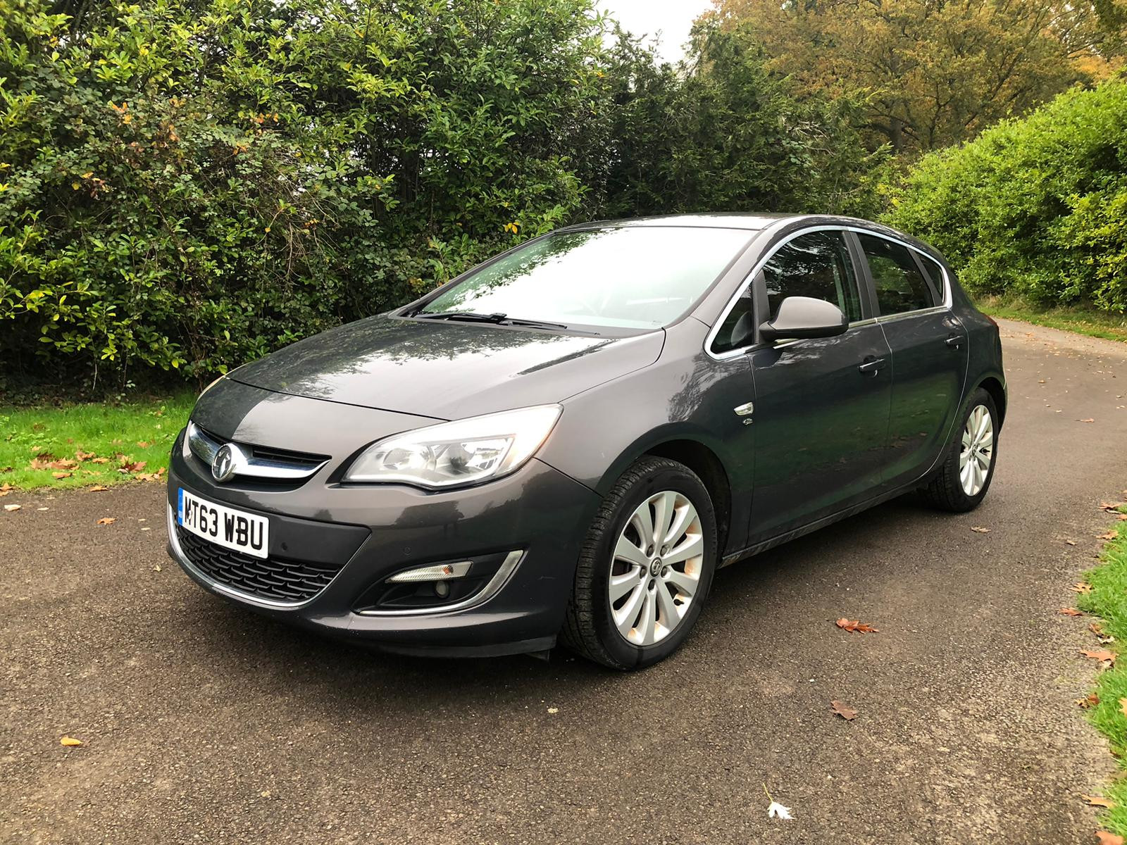 2013 Vauxhall Astra 2.0 CDTi ecoFLEX Elite Manual Diesel in Grey