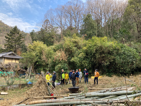 「ひゅっげな森の学校」福山市奈良津町自治会館にて 竹林整備講習・竹炭焼成講習開催