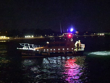 Wicklow Lifeboat returning to the harbour