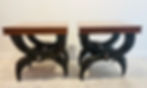 Travail de décoration, paire de tables à quatre pieds en X