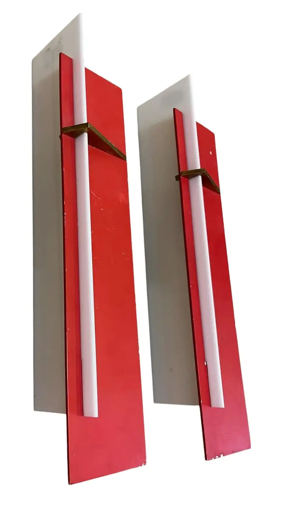 Miniature : Angelo Lelli (1911-1979), paire d'appliques, plexiglas, fer laqué et laiton