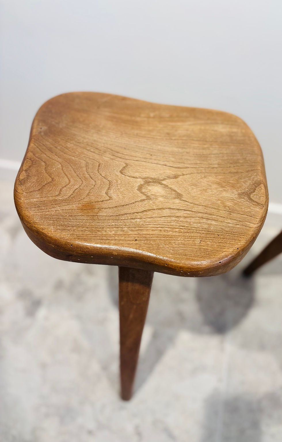 Miniature : Henri Bataille, paire de tabourets en bois