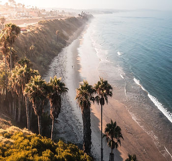 Overview of coastline in Encinitas California