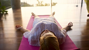 5 Λόγοι Για Να Φέρετε Την Ενσυνειδητότητα Στο Σώμα